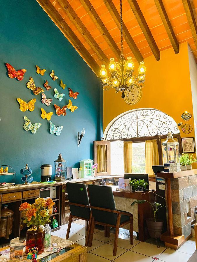 San Lucca Hotel タスコ・デ・アラルコン エクステリア 写真